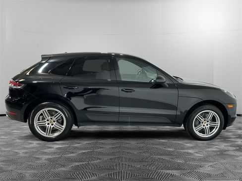 Used 2021 Porsche Macan S image 6