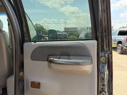 Used 2001 Ford F350 4x4 Crew Cab Super Duty image 18
