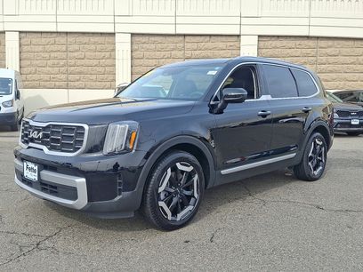 Certified 2023 Kia Telluride S w/ S Sunroof Package