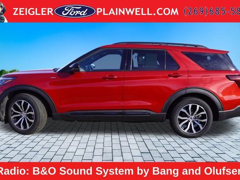 Used 2026 Ford Explorer ST-Line RWD image 3