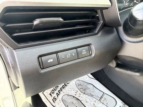 Used 2024 Nissan Altima 2.5 SR image 20