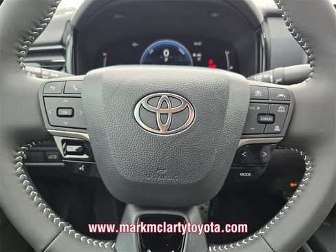 New 2026 Toyota Camry SE image 18