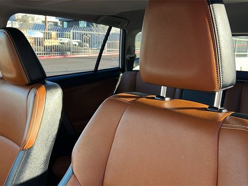 Used 2017 Toyota RAV4 Limited w/ Advanced Technology Package image 11