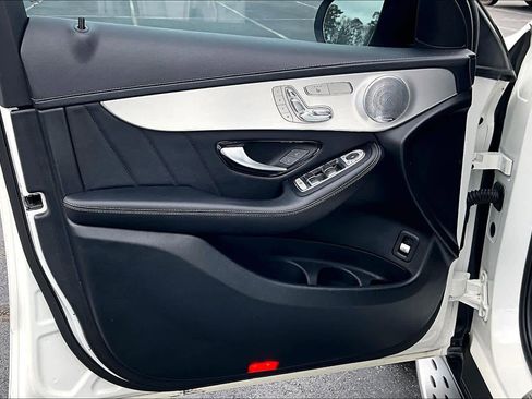 Certified 2019 Mercedes-Benz GLC 300 image 21