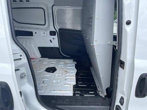 Used 2022 RAM ProMaster City Tradesman FWD image 15