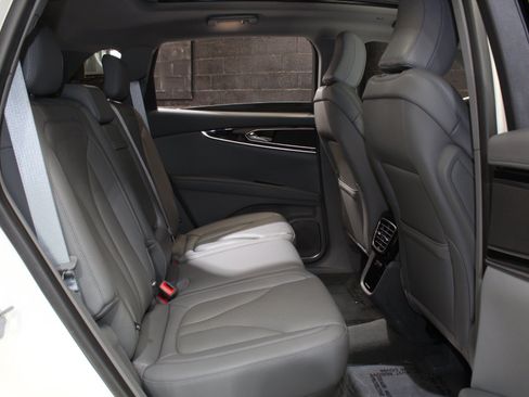 Used 2023 Lincoln Nautilus Reserve FWD image 49