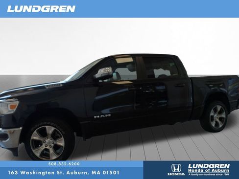 Used 2024 RAM 1500 Laramie image 4