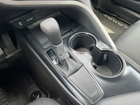 Used 2019 Toyota Camry LE w/ Convenience Package image 23