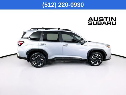 Certified 2025 Subaru Forester Limited image 9