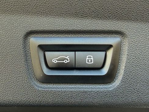 Certified 2023 BMW i4 eDrive40 image 19