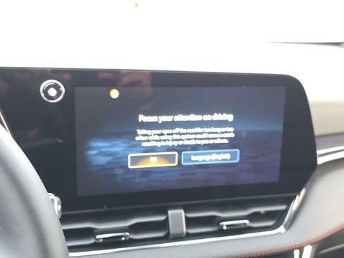 Used 2025 Chevrolet Equinox RS w/ Safety and Technology Package image 28