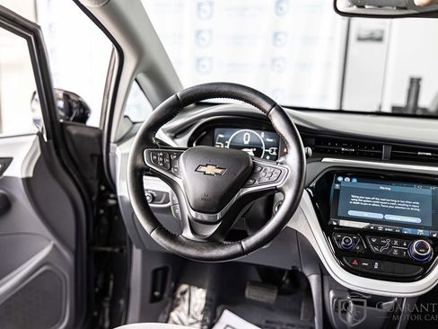 Used 2020 Chevrolet Bolt LT FWD image 31