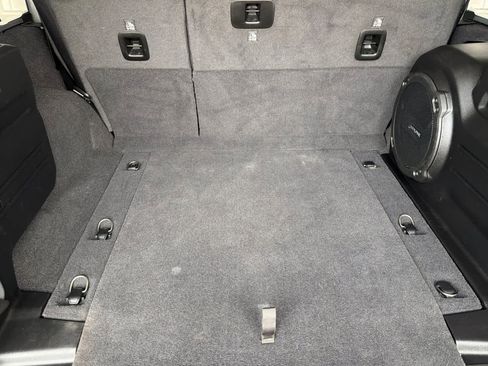 Used 2021 Jeep Wrangler Unlimited Rubicon image 17