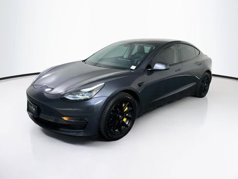 Used 2021 Tesla Model 3 Long Range AWD/4WD image 3
