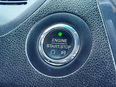 Used 2017 Ford Explorer XLT w/ Equipment Group 202A FWD image 24