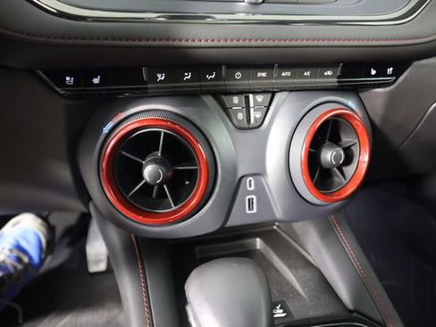 Used 2019 Chevrolet Blazer RS AWD/4WD image 50