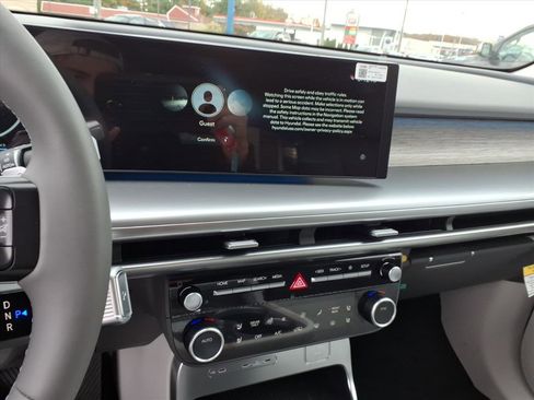 New 2026 Hyundai Ioniq 9 SEL AWD/4WD image 15