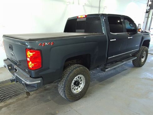 Used 2019 Chevrolet Silverado 2500 LTZ w/ Duramax Plus Package AWD/4WD image 3