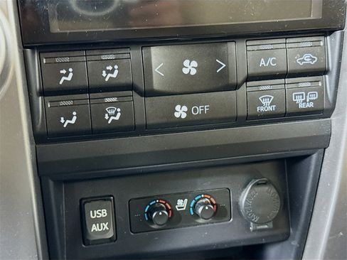 Used 2019 Toyota 4Runner Limited image 19