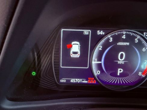 Certified 2020 Lexus UX 200 w/ Premium Package image 23