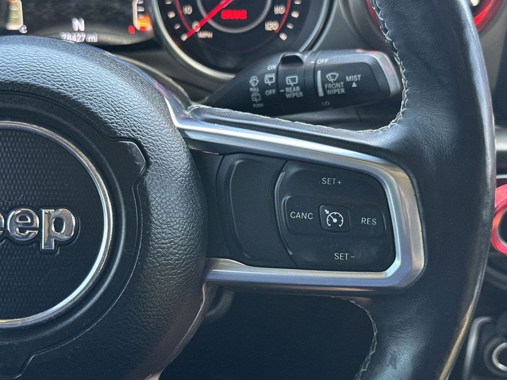 Used 2018 Jeep Wrangler Unlimited Rubicon w/ Dual Top Group AWD/4WD image 31