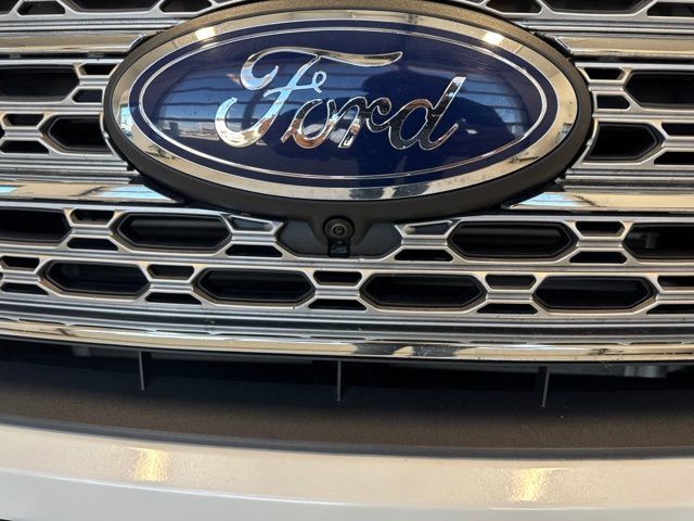 Used 2020 Ford Explorer Limited w/ Class III Trailer Tow Package AWD/4WD image 10