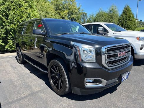 Used 2019 GMC Yukon XL SLT AWD/4WD image 4