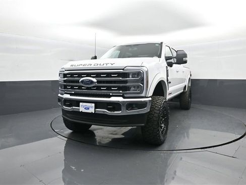 New 2026 Ford F250 Lariat w/ Lariat Ultimate Package image 3