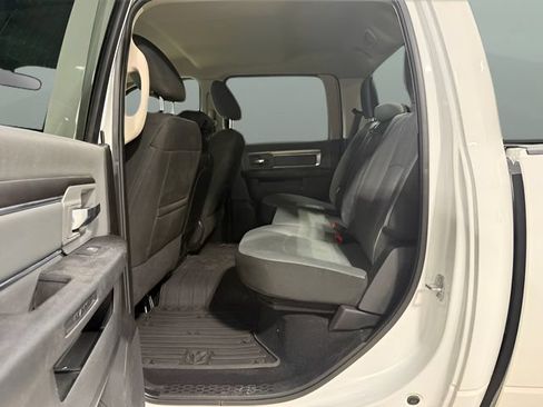 Used 2022 RAM 1500 Classic SLT w/ Protection Group AWD/4WD image 16