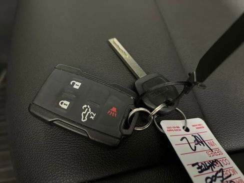 Used 2020 GMC Sierra 2500 4x4 Crew Cab w/ Convenience Package image 26