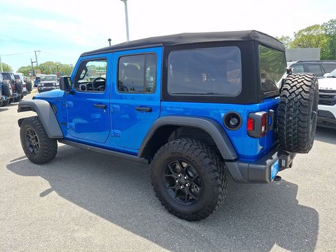 Used 2024 Jeep Wrangler Unlimited Sport AWD/4WD image 4