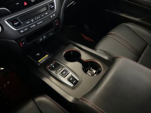 Used 2024 Honda Passport TrailSport image 28