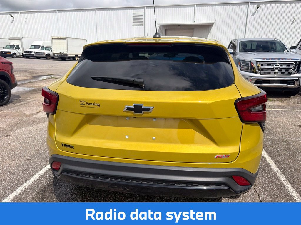 Used 2024 Chevrolet Trax RS w/ Driver Confidence Package FWD image 14