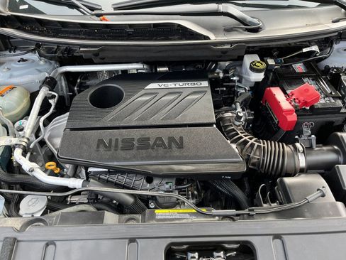Used 2025 Nissan Rogue SV FWD image 34