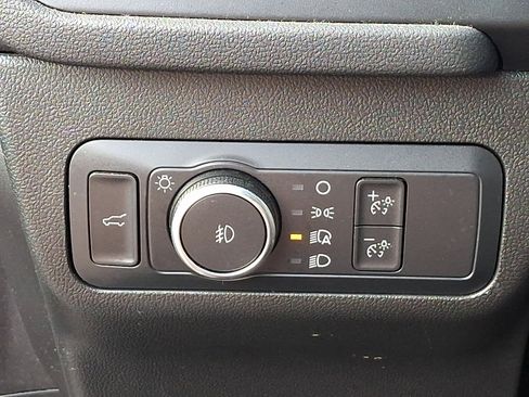 Used 2022 Ford Escape SEL w/ SEL Stealth AWD Package image 27