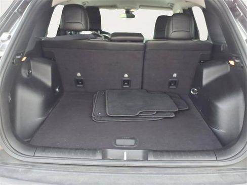 Used 2021 Jeep Cherokee Latitude Lux w/ Comfort/Convenience Group image 29