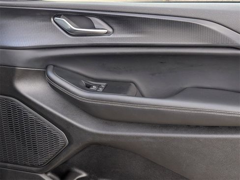 Used 2024 Jeep Grand Cherokee L Altitude image 37