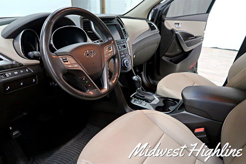 Used 2017 Hyundai Santa Fe Sport AWD/4WD image 33