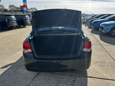 Used 2015 Chevrolet Cruze LT image 30
