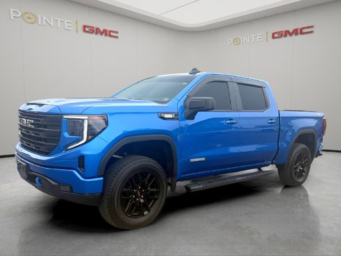 Used 2022 GMC Sierra 1500 Elevation w/ Preferred Package AWD/4WD image 2