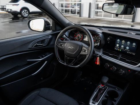 New 2026 Chevrolet Trax RS w/ Sunroof Package image 13