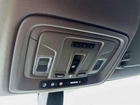 Used 2019 Chevrolet Silverado 1500 RST w/ All-Star Edition image 32