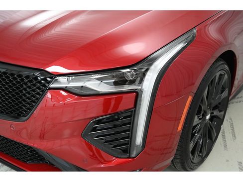 New 2025 Cadillac CT4 V w/ Super Cruise Package image 9