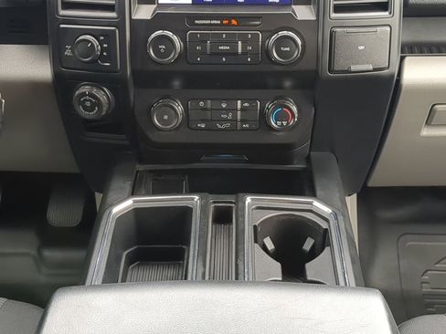 Used 2020 Ford F150 XL w/ Equipment Group 101A Mid AWD/4WD image 17