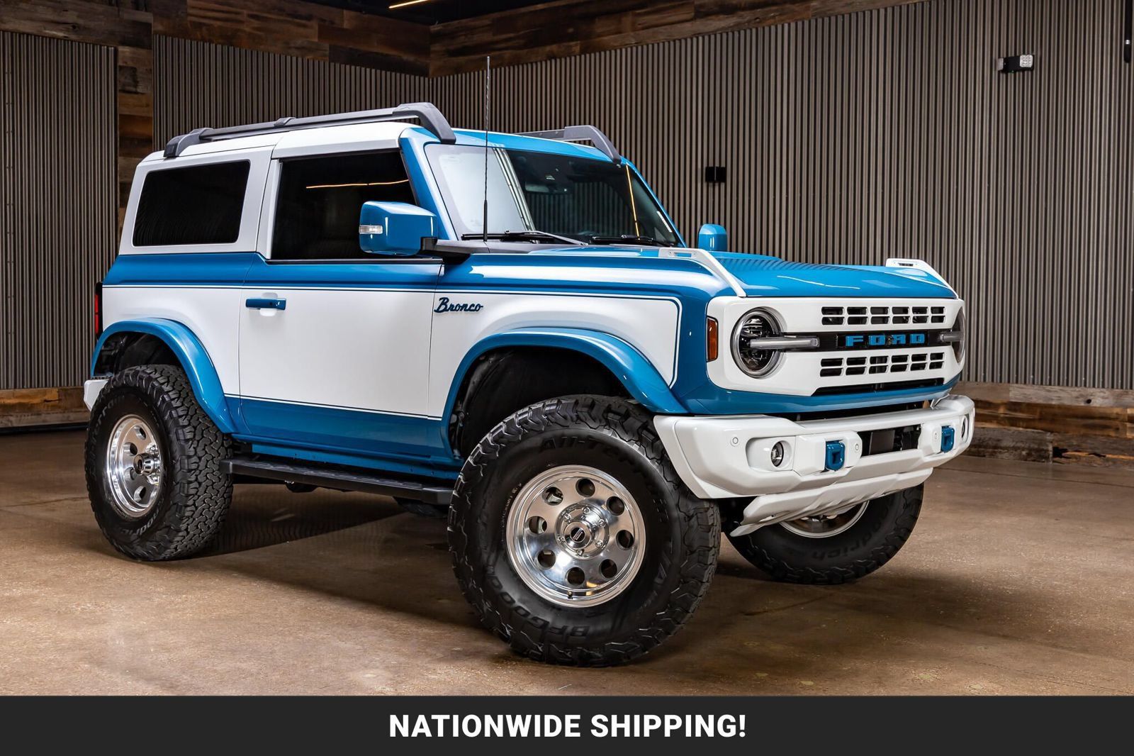 Used 2024 Ford Bronco Heritage Edition AWD/4WD image 1