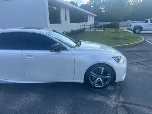 Used 2018 Lexus IS 300 AWD w/ Comfort Package image 2