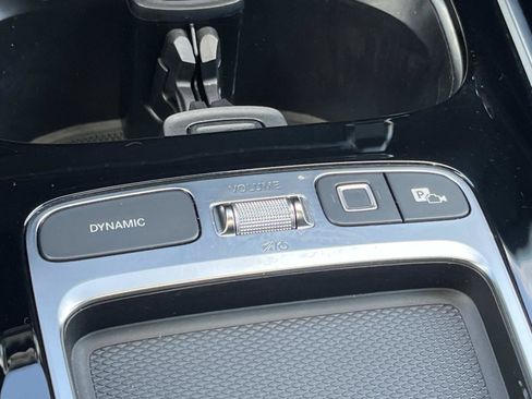 Used 2026 Mercedes-Benz GLB 250 image 35
