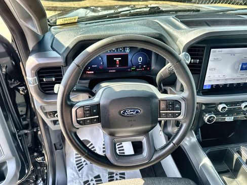 Used 2025 Ford F150 XLT w/ Equipment Group 301A Standard AWD/4WD image 17