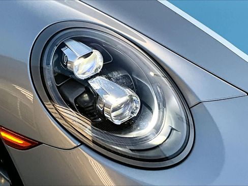 Used 2018 Porsche 911 Carrera image 30