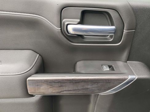 Used 2022 Chevrolet Silverado 1500 LTZ w/ LTZ Premium Package image 15